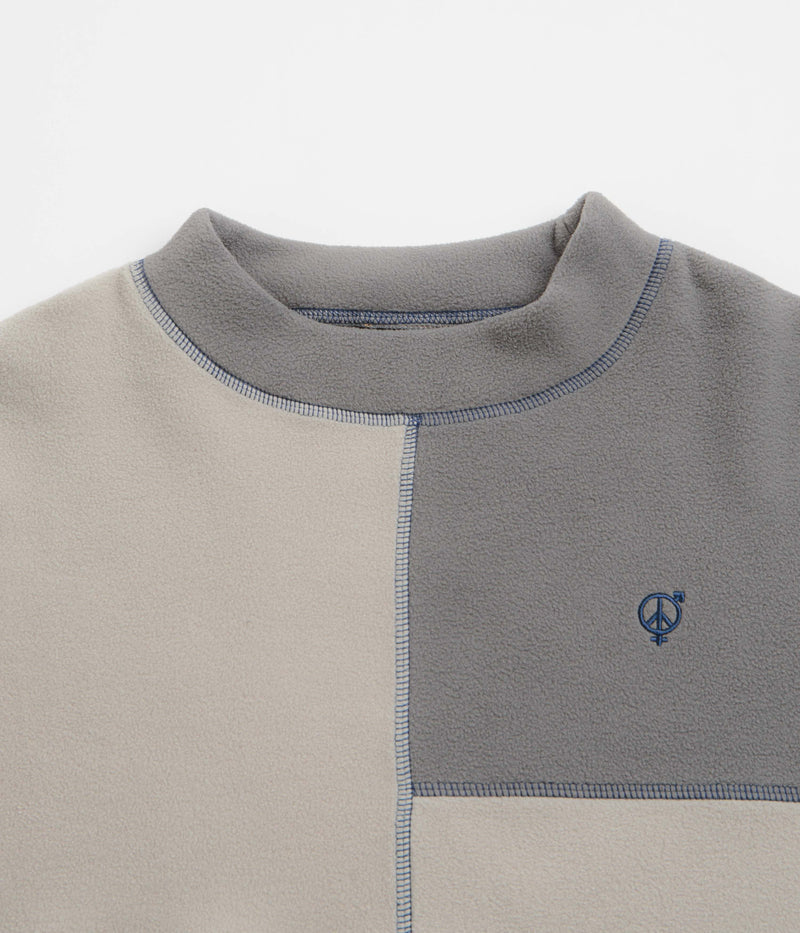 Sexhippies Box Fleece Crewneck Sweatshirt in Light Grey and Charcoal