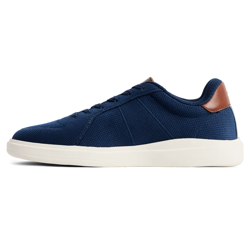 The Drift in Cobalt knit medial view