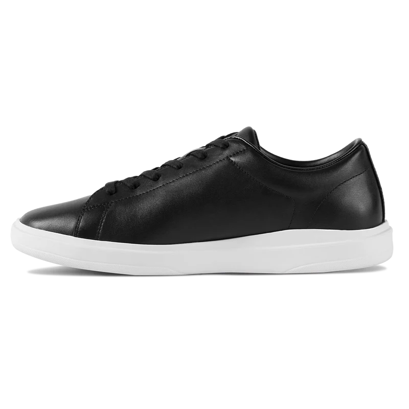 The Low-Top in Onyx black leather by Amberjack - Medial View