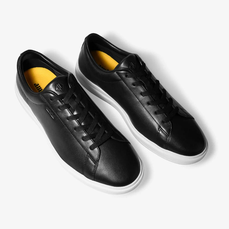 The Low-Top in Onyx black leather by Amberjack - 3/4 View
