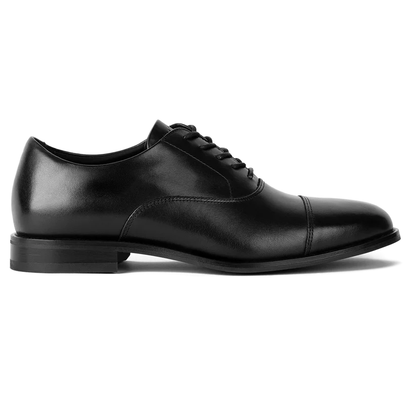 The Regent Obsidian black full-grain leather by Amberjack - Lateral View