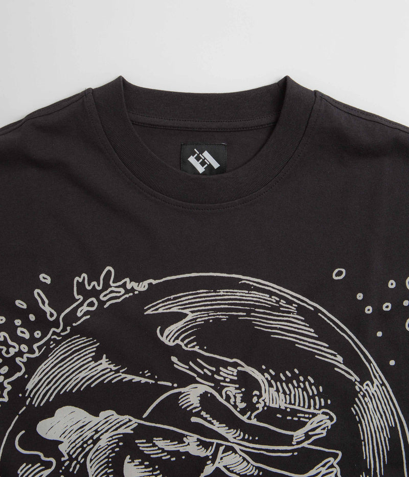 The Trilogy Tapes Man In Bubble With Pain T-Shirt in Black