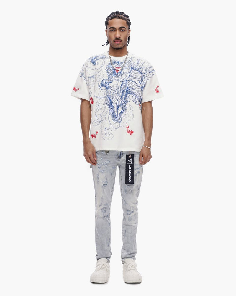 Front Model View of the Valabasas "MYTHIC FLOW" TEE
