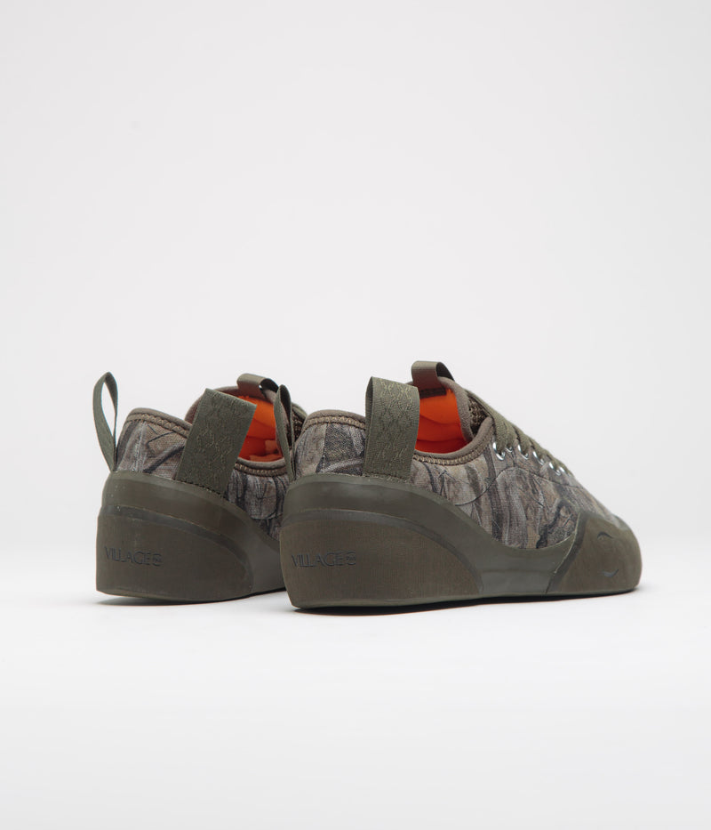 Village PM 1.00 PM Shoes in Bush and Mud