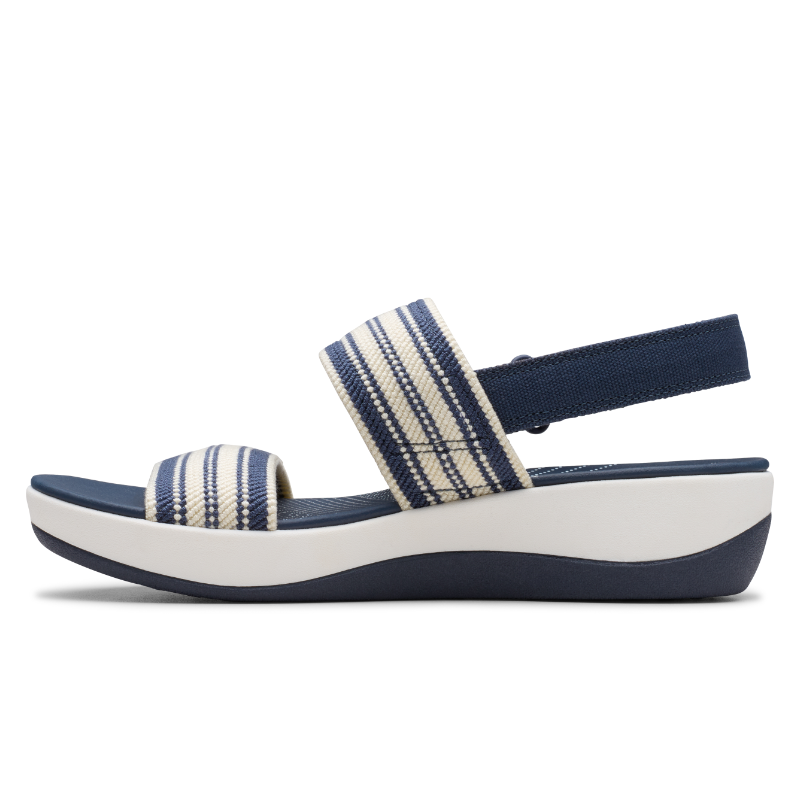 Women’s Clarks Arla Stroll – Navy Multi