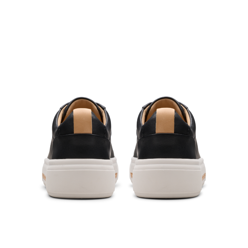 Women's Clarks Hollyhock Walk - Black Leather