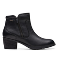 Women's Clarks Neva Zip - Black Leather