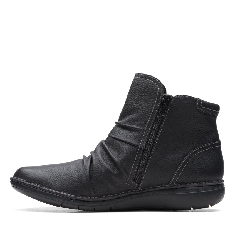 Women's Clarks Un Loop Top - Black Leather