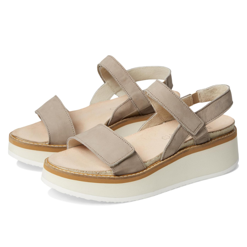 Women’s Naot Meringue – Stone Nubuck/Off White Sole