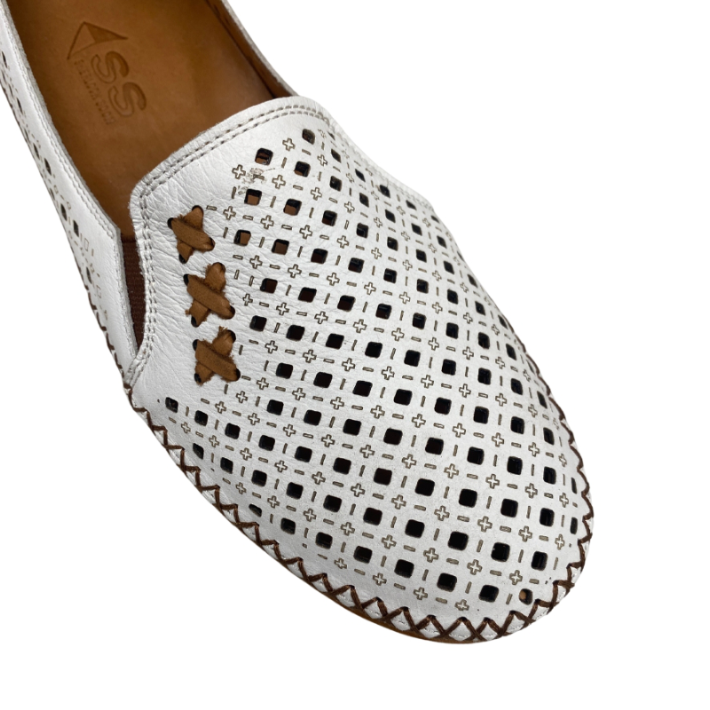 Women's Takahē Amelia - White