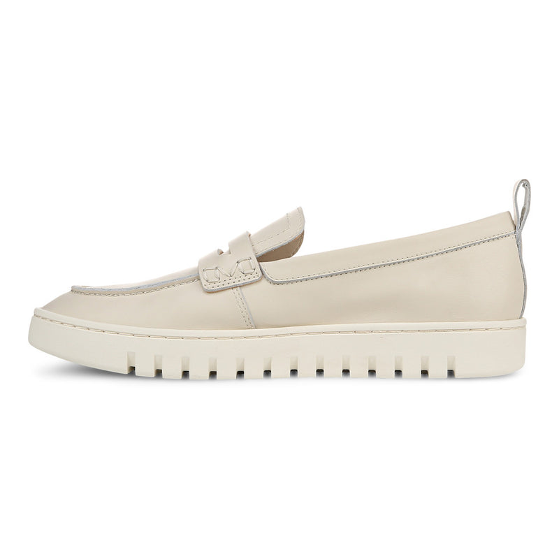 Women’s Vionic Uptown Loafer – Cream
