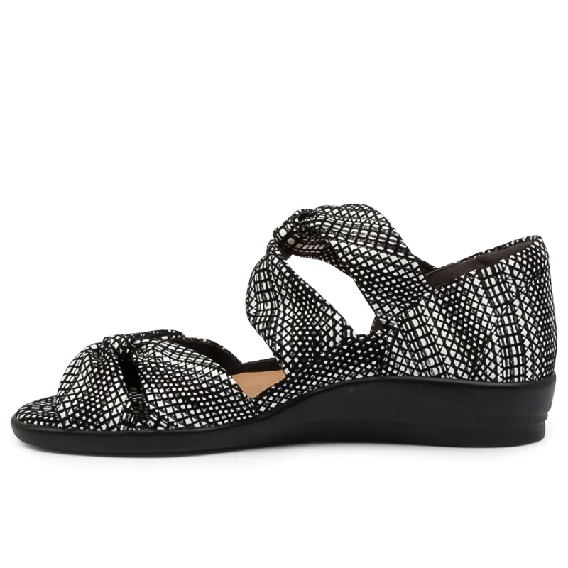 Womens Ziera Doxie Sandal - Black White Leather