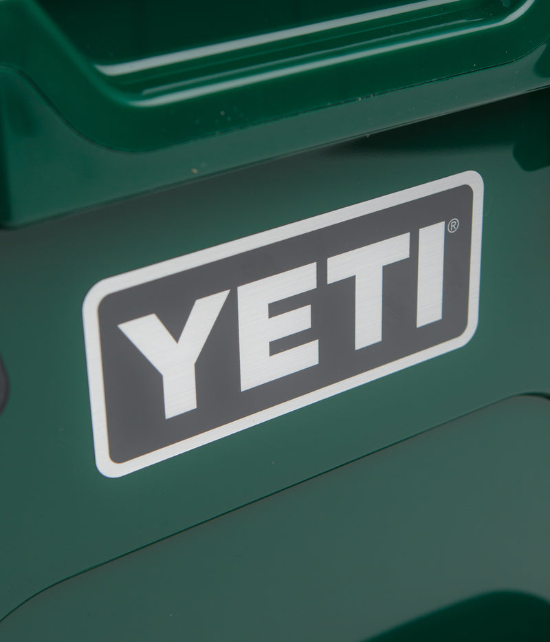 Yeti Roadie 24 2.0 Hard Cooler in Black Forest Green